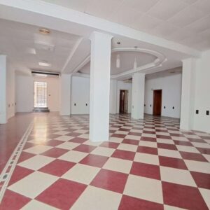 Local comercial céntrico en Benidorm. Ref.: BD355